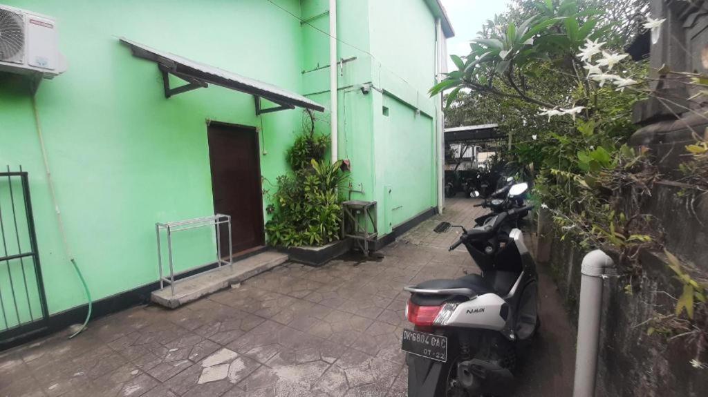 Oyo 90714 Umah Pande Tabanan Near Tanah Lot Hotel Exterior foto